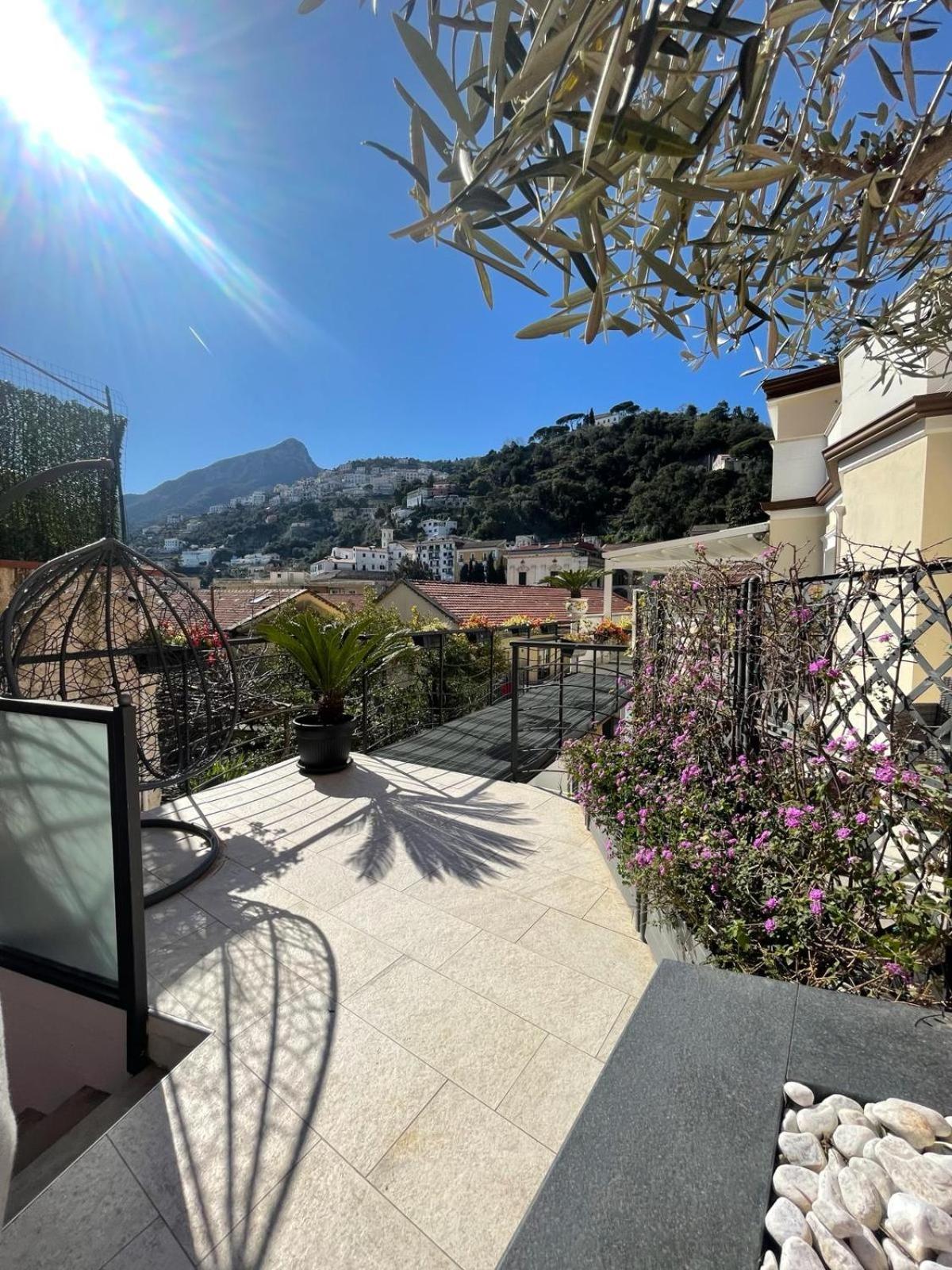 Aretusa Resort Amalfi Coast Vietri sul Mare Exterior photo